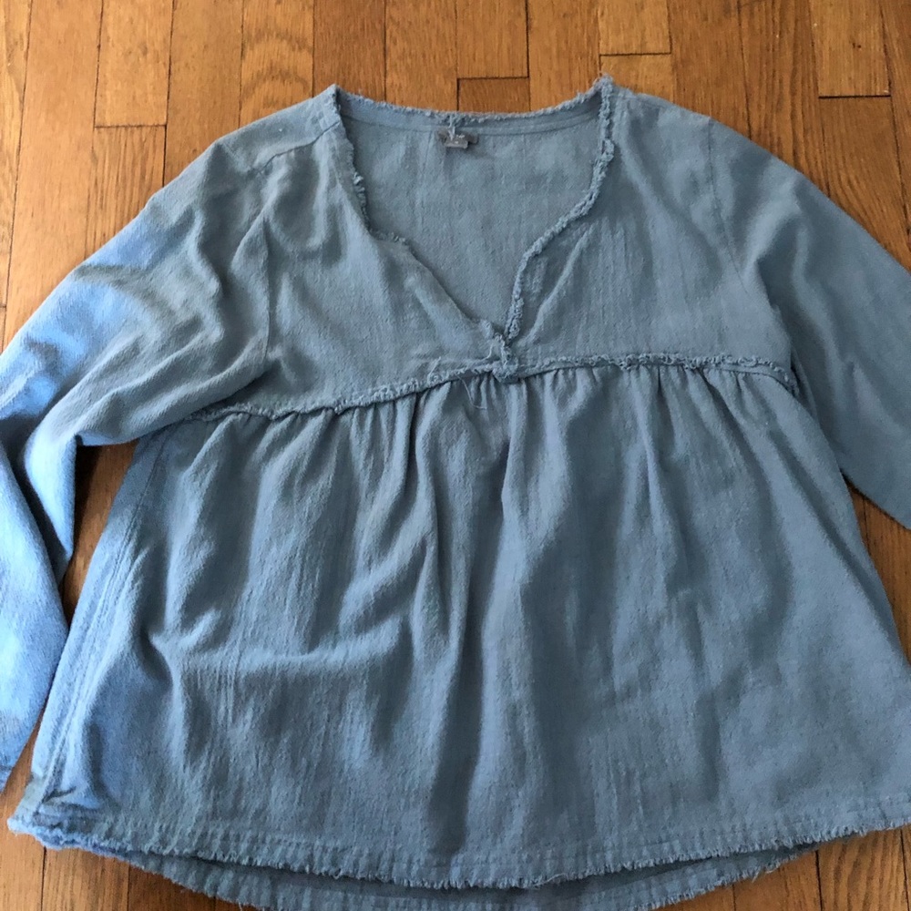 Aerie shirt